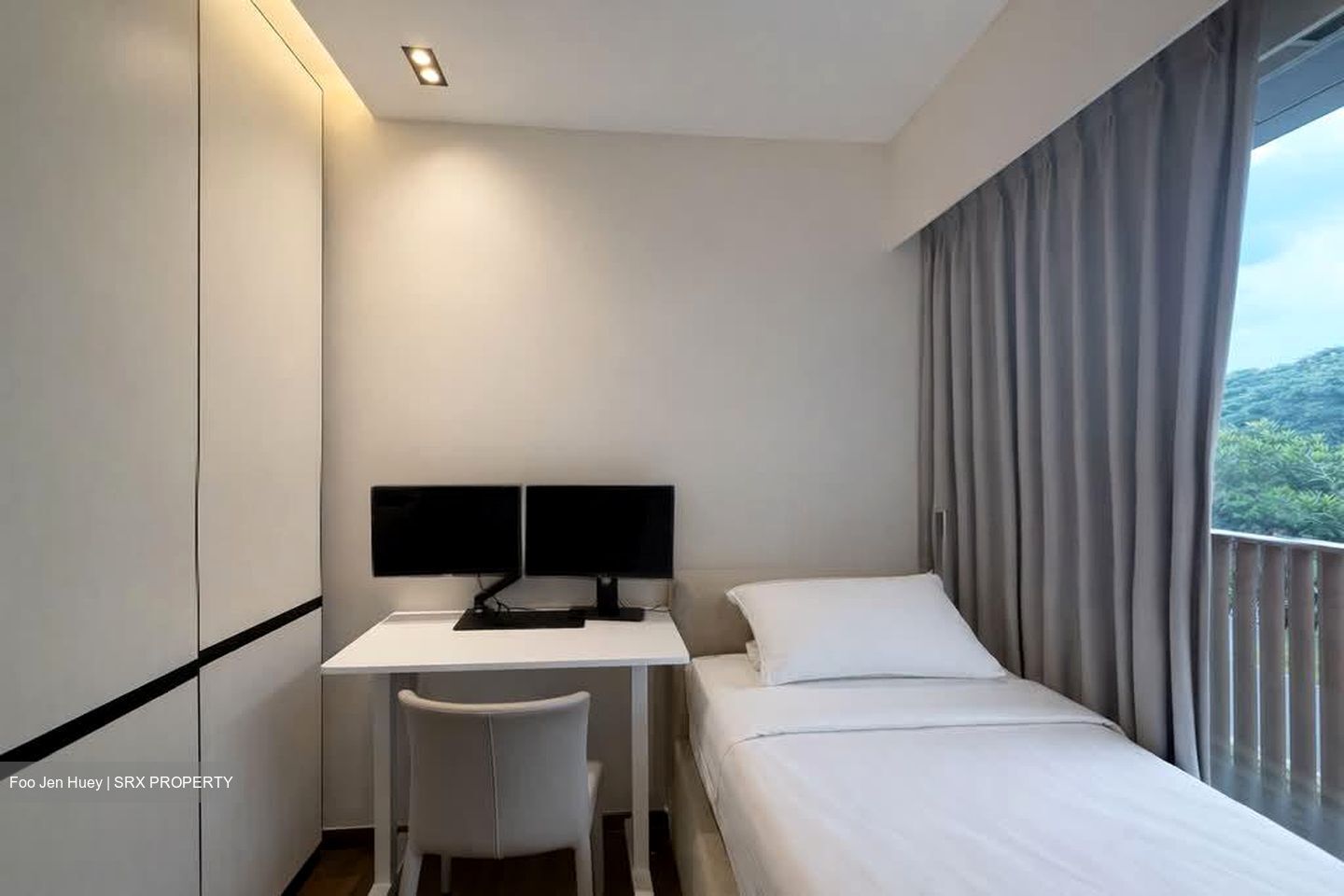 Royalgreen (D10), Condominium #543021021